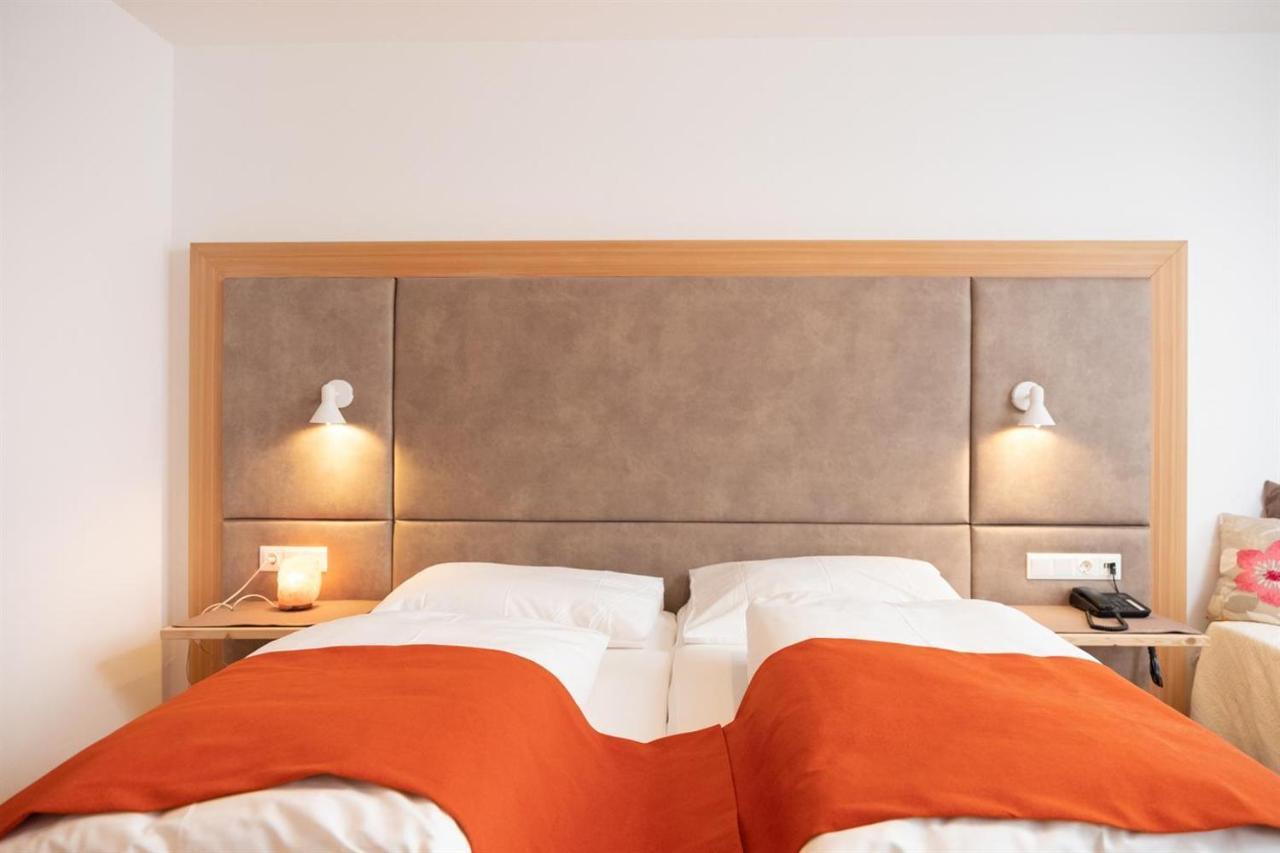 Santner, Hotel Eugendorf Εξωτερικό φωτογραφία