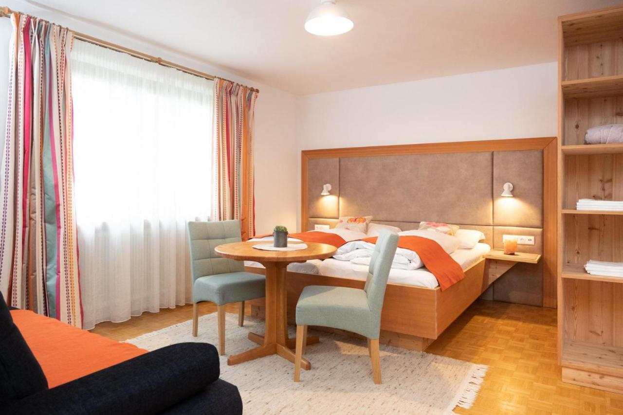 Santner, Hotel Eugendorf Εξωτερικό φωτογραφία