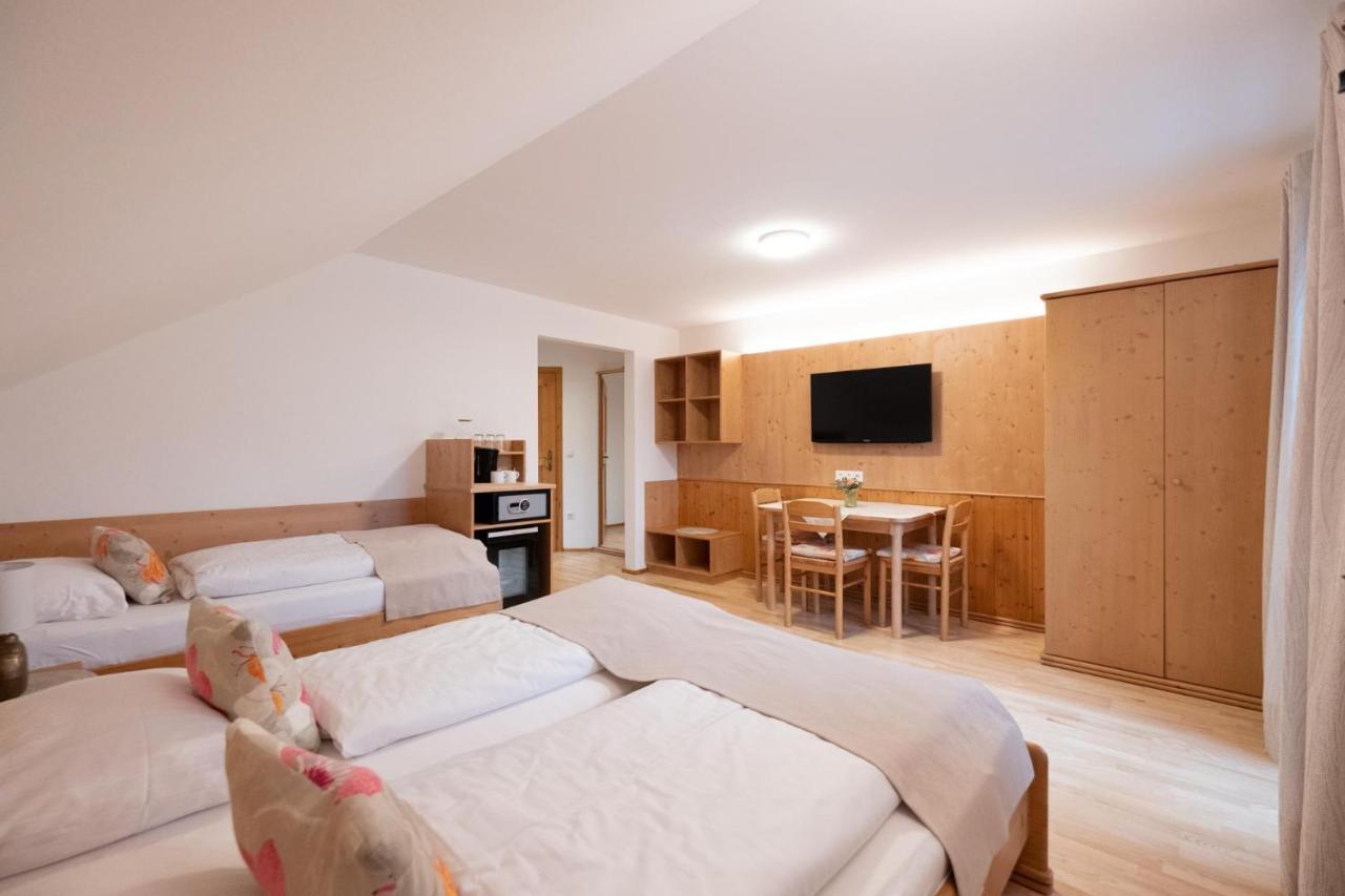 Santner, Hotel Eugendorf Εξωτερικό φωτογραφία