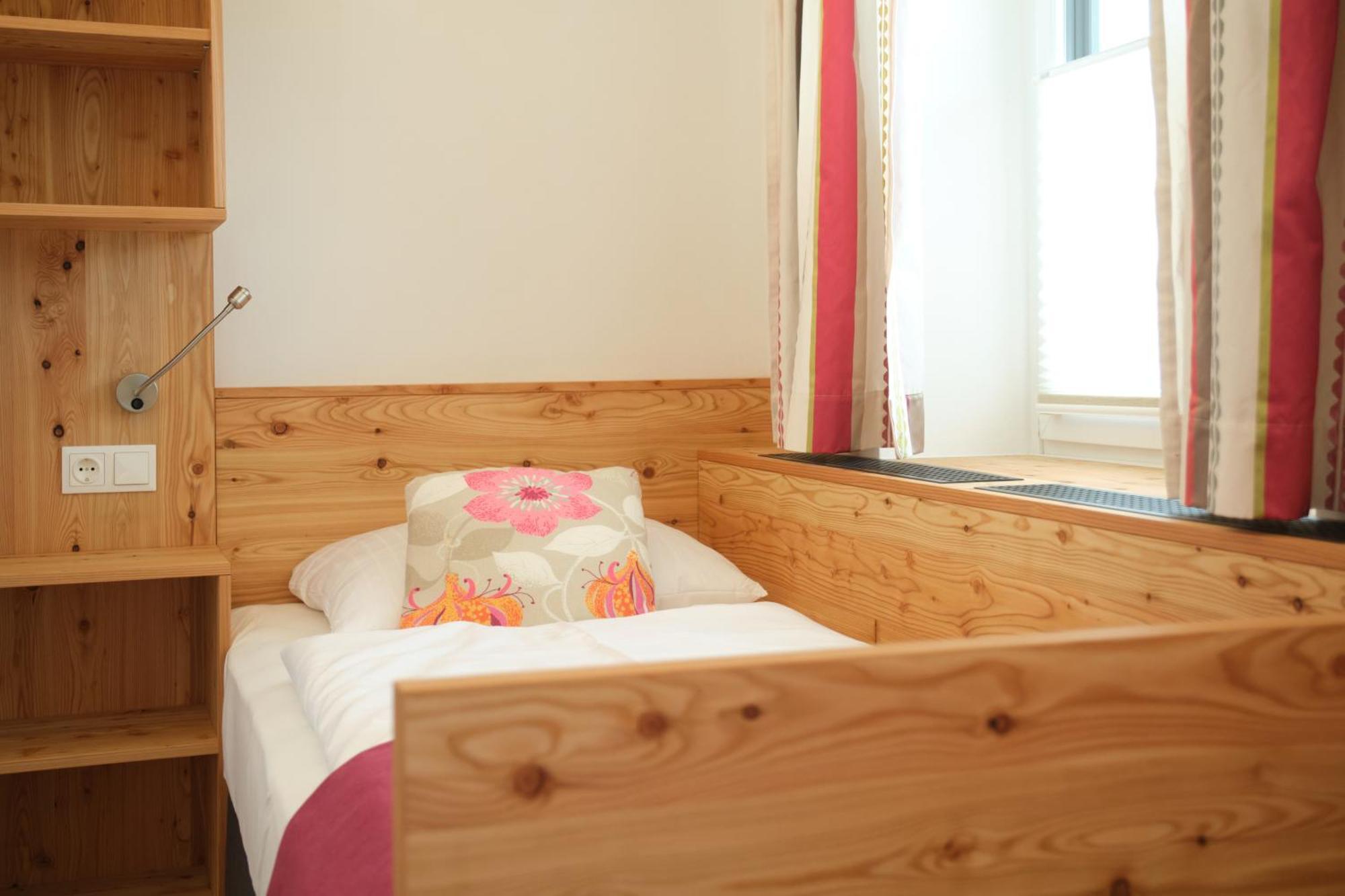 Santner, Hotel Eugendorf Εξωτερικό φωτογραφία