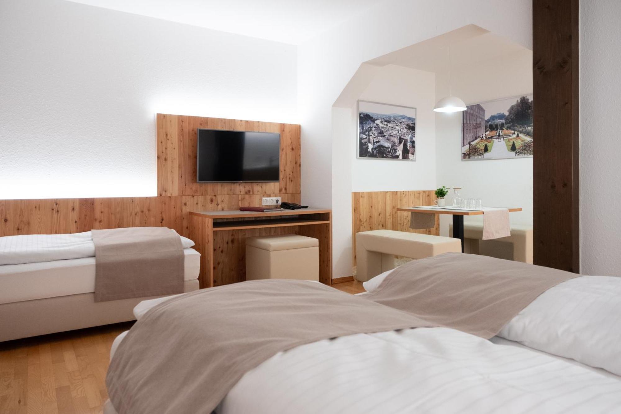 Santner, Hotel Eugendorf Εξωτερικό φωτογραφία